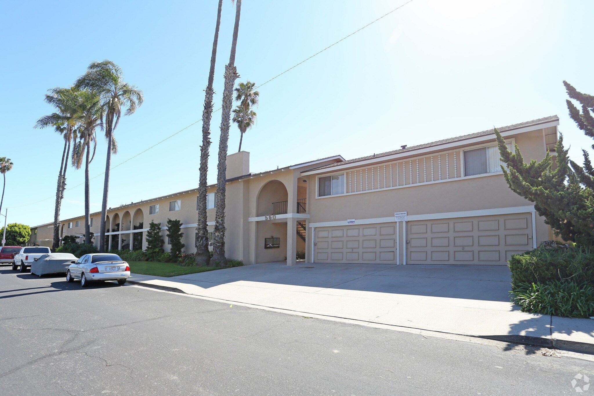 560 W Gonzales Rd, Oxnard, CA for Sale