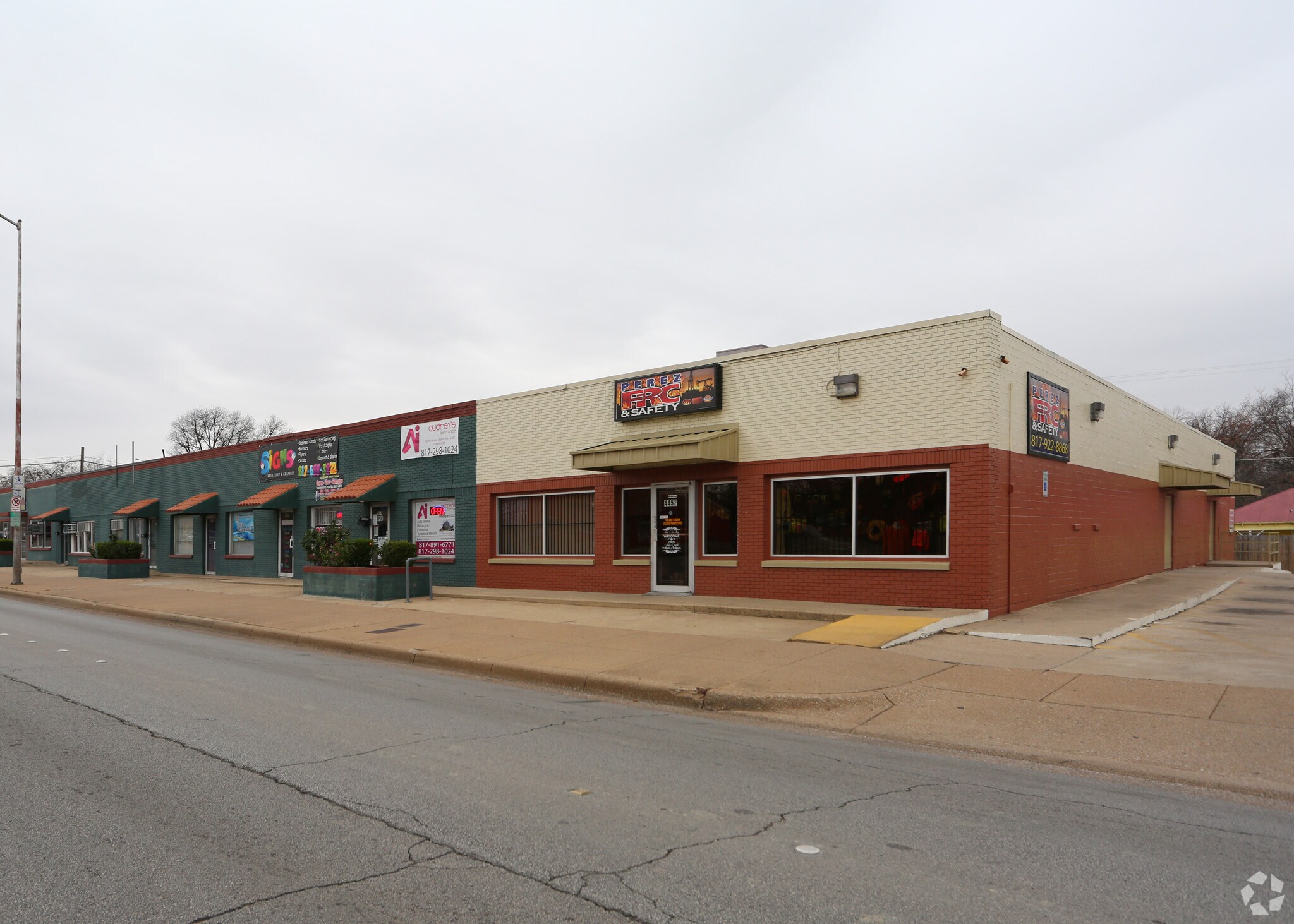 4458-4472 Hemphill St, Fort Worth, TX for Rent