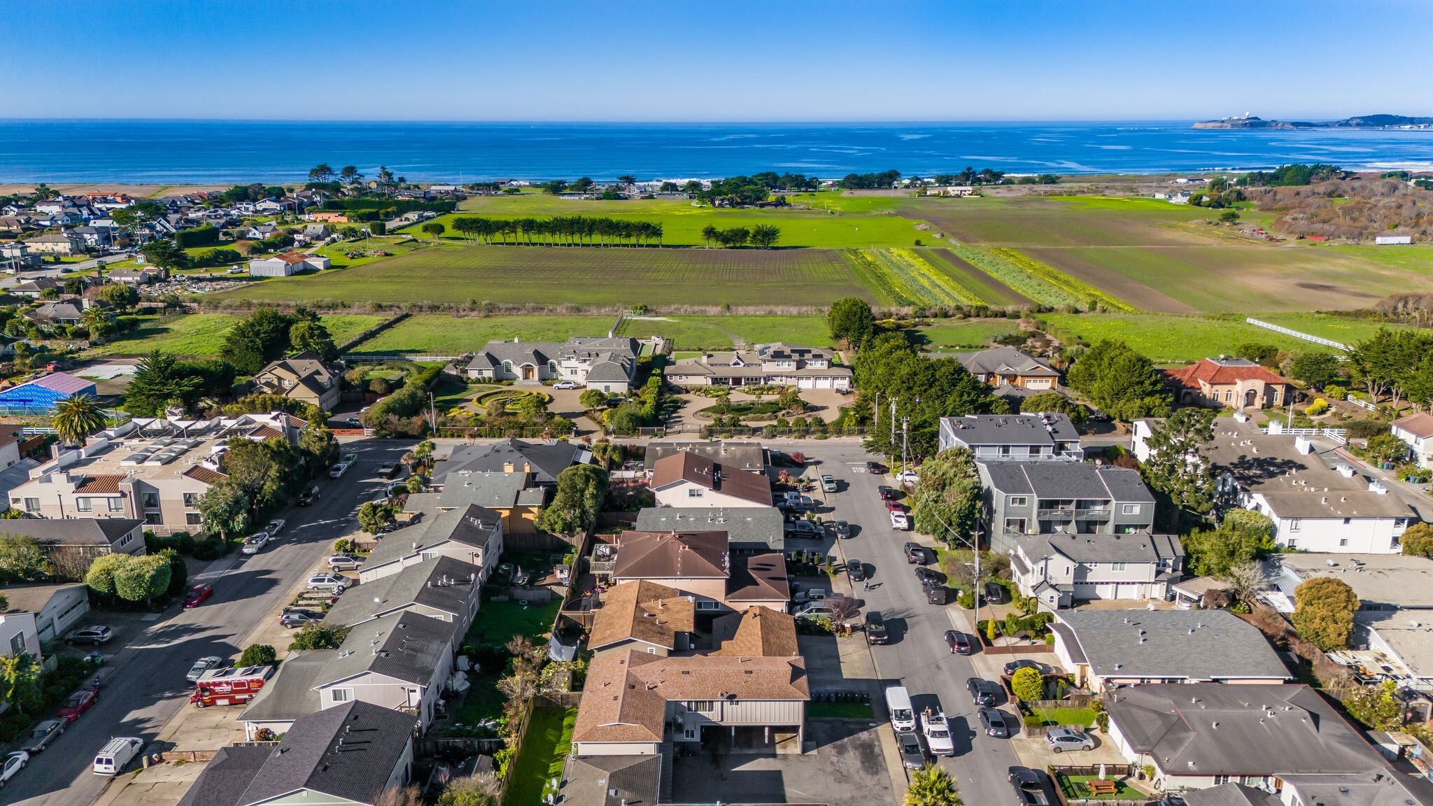 466 Willow Ave, Half Moon Bay, CA for Sale