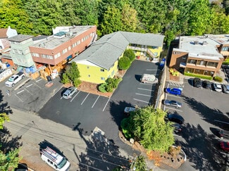 Portland, OR Apartments - 4633 SW Huber St