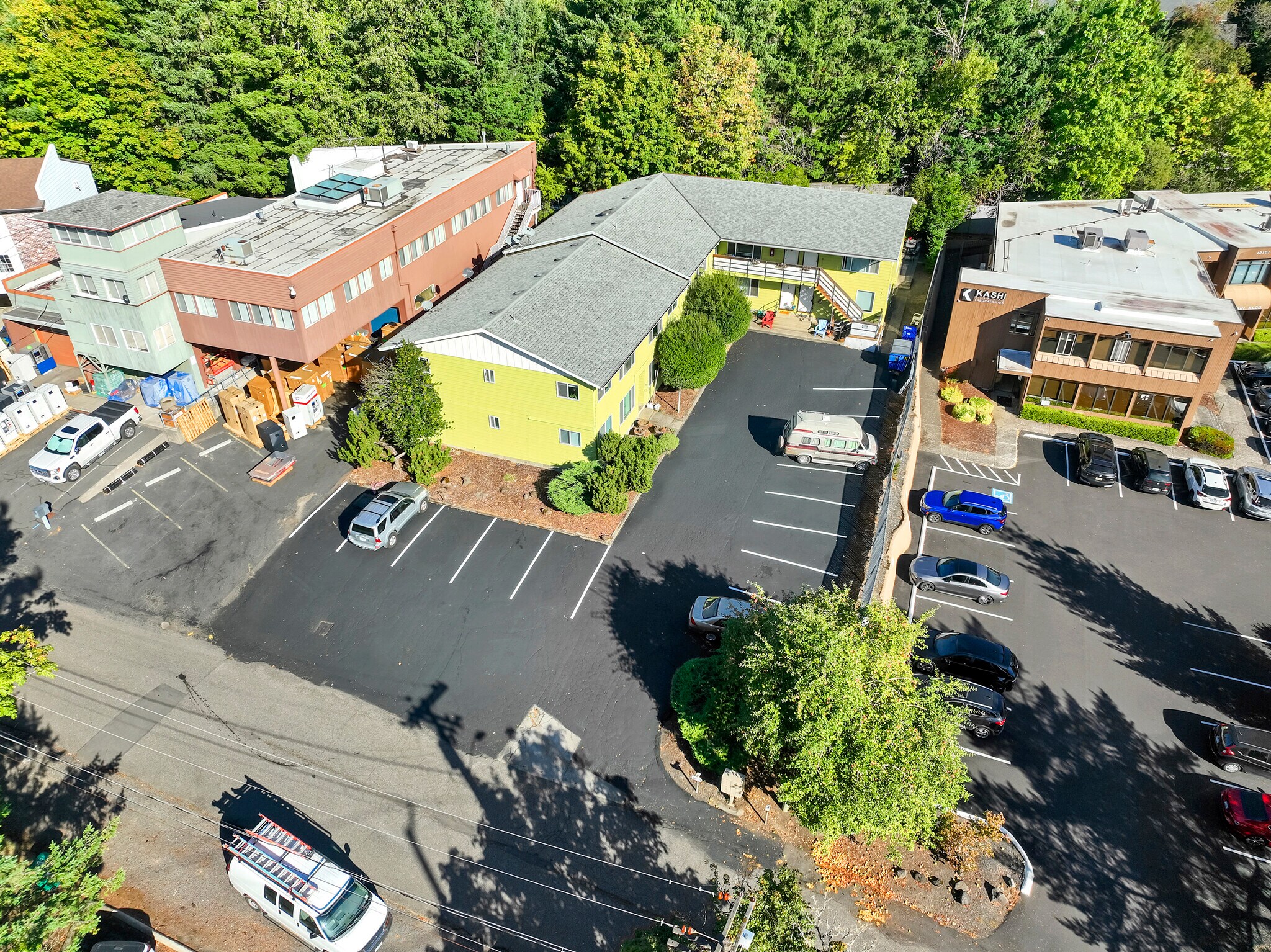 4633 SW Huber St, Portland, OR for Sale