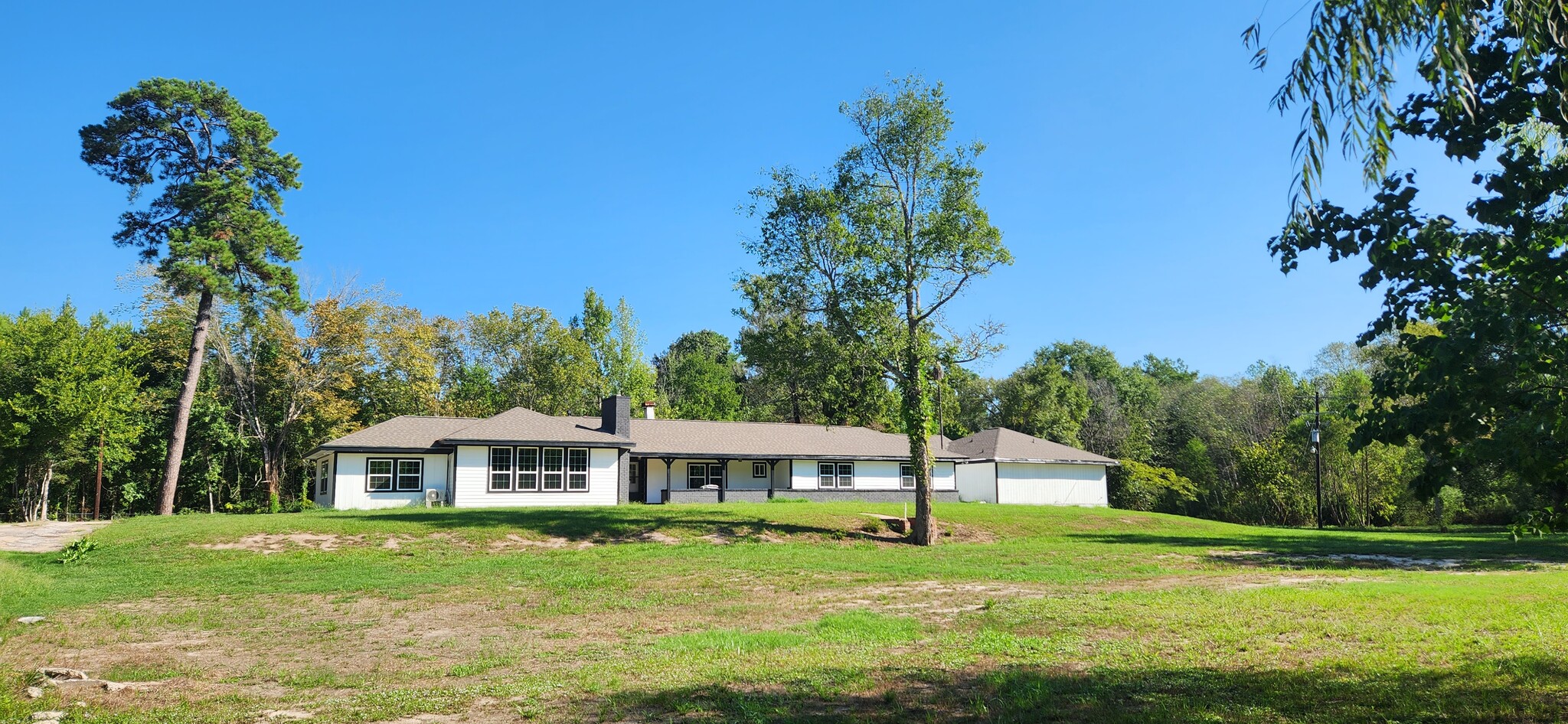 406 E 2nd St, Corrigan, TX for Sale