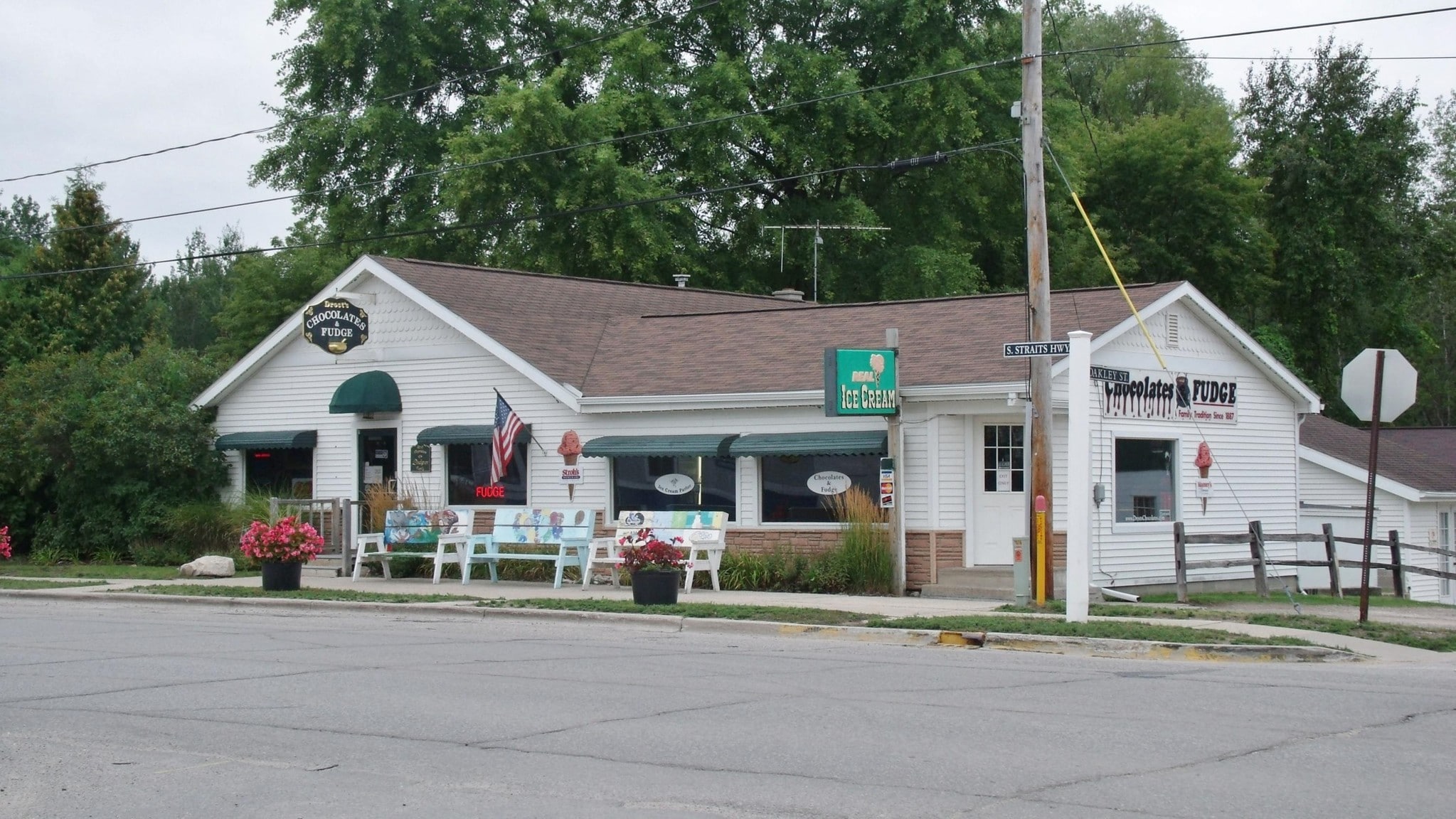 3676 S Straits Hwy, Indian River, MI for Sale
