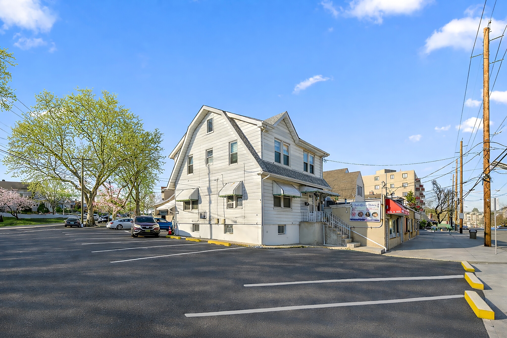 851-853 Main St, Hackensack, NJ for Rent