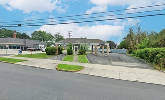 Littlestown, PA Bank - 223 E King St