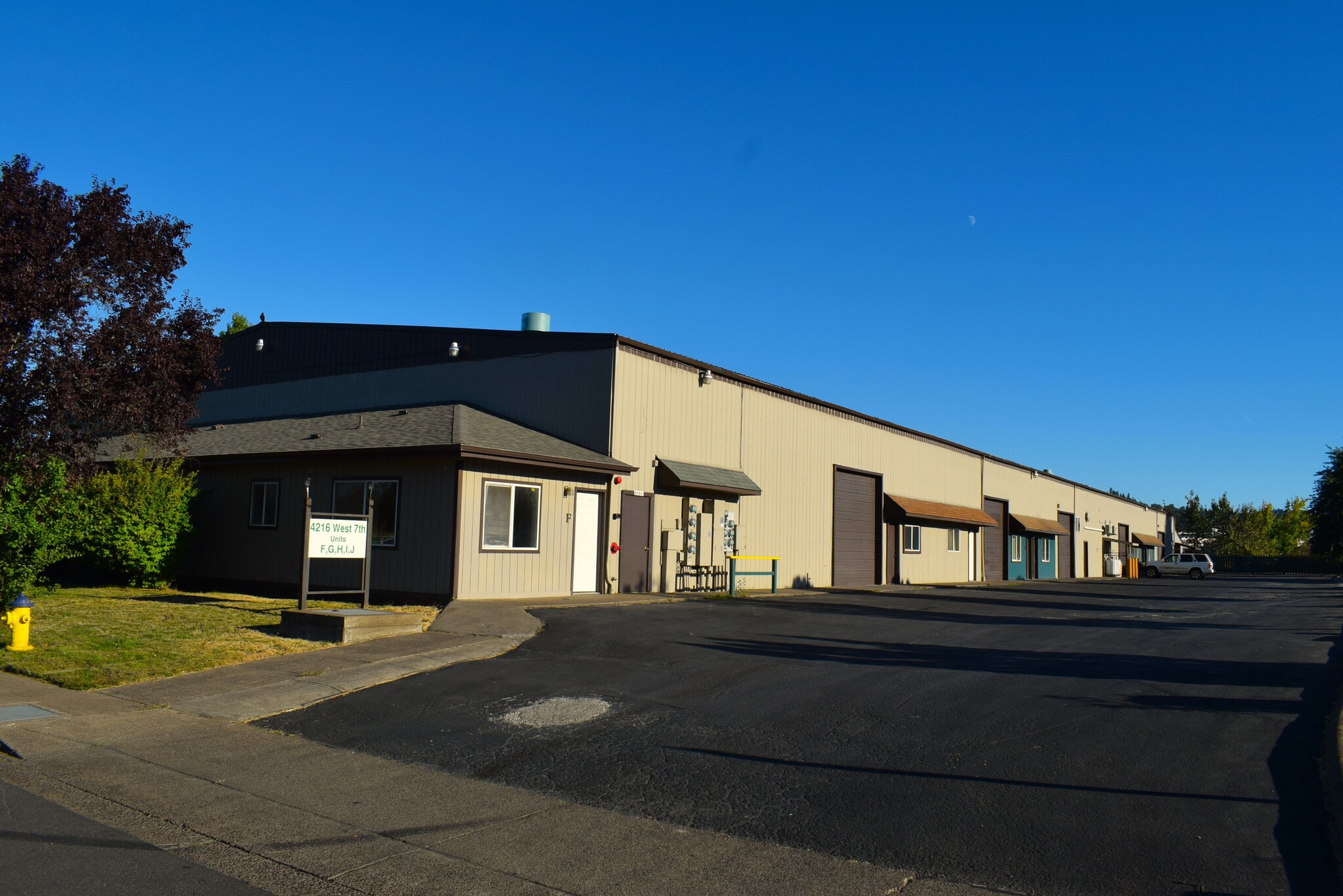 4216 W 7th Ave, Eugene, OR for Rent