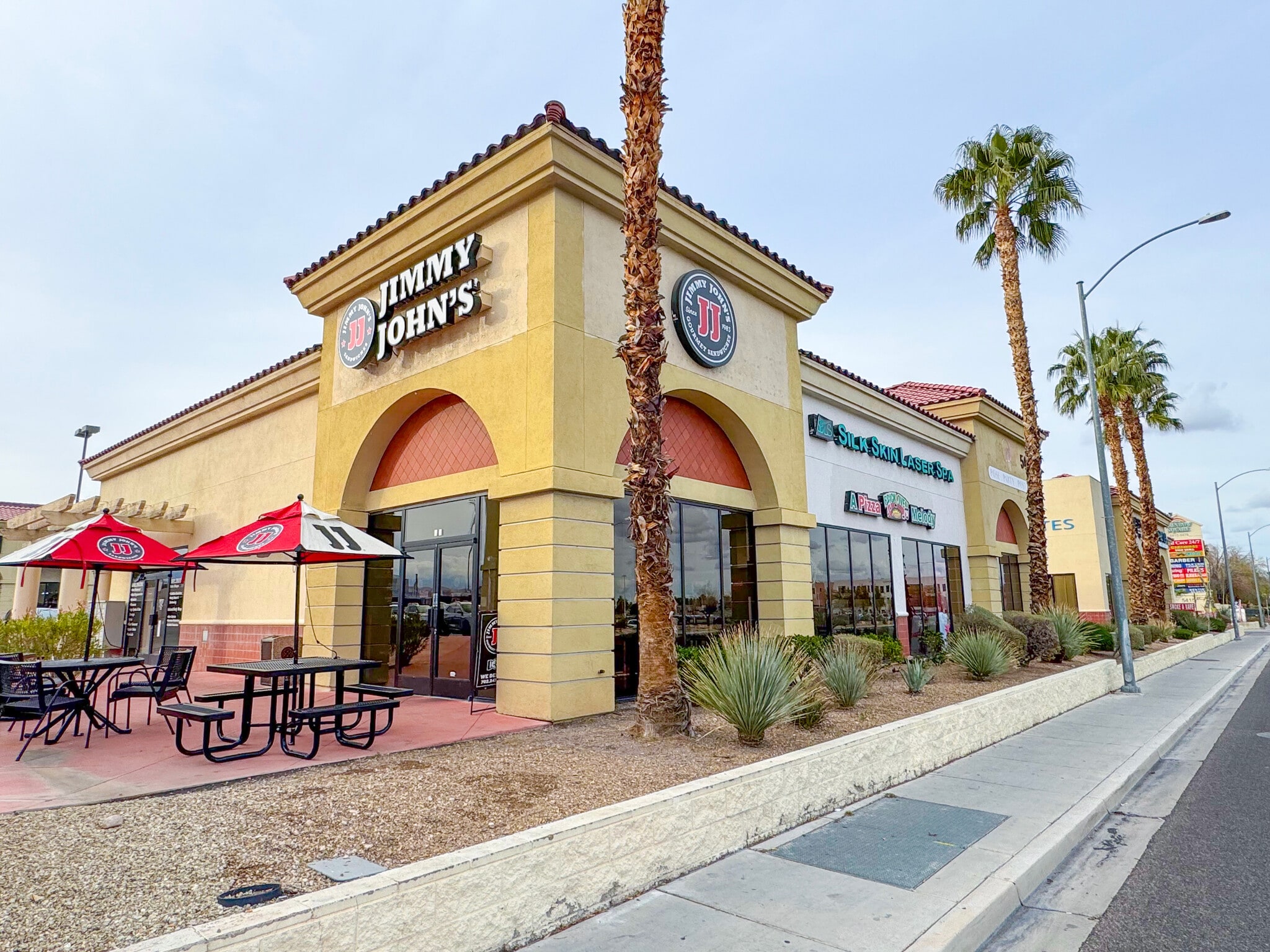 5447 S Rainbow Blvd, Las Vegas, NV for Rent