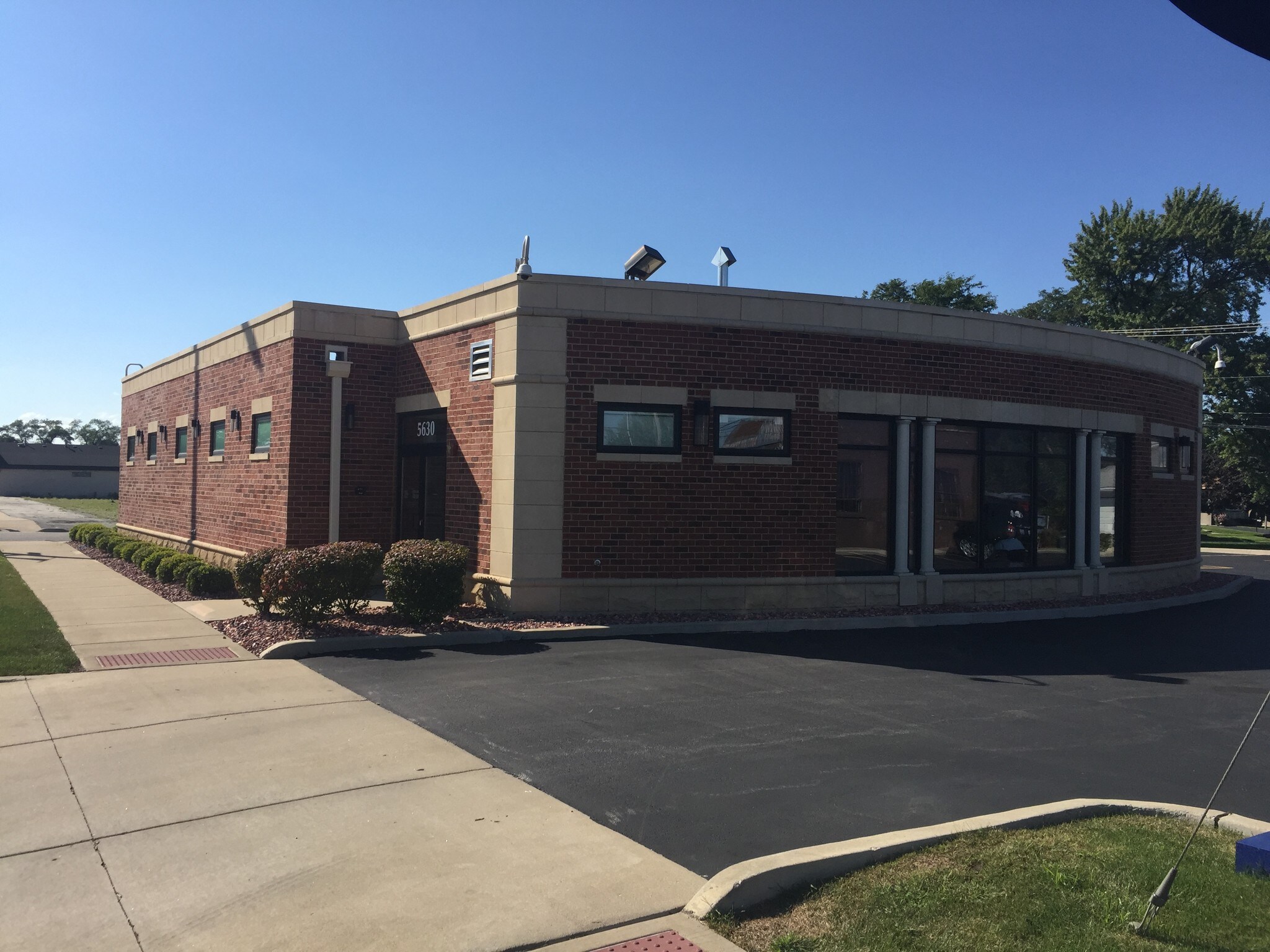 5630 111th St, Chicago Ridge, IL for Rent