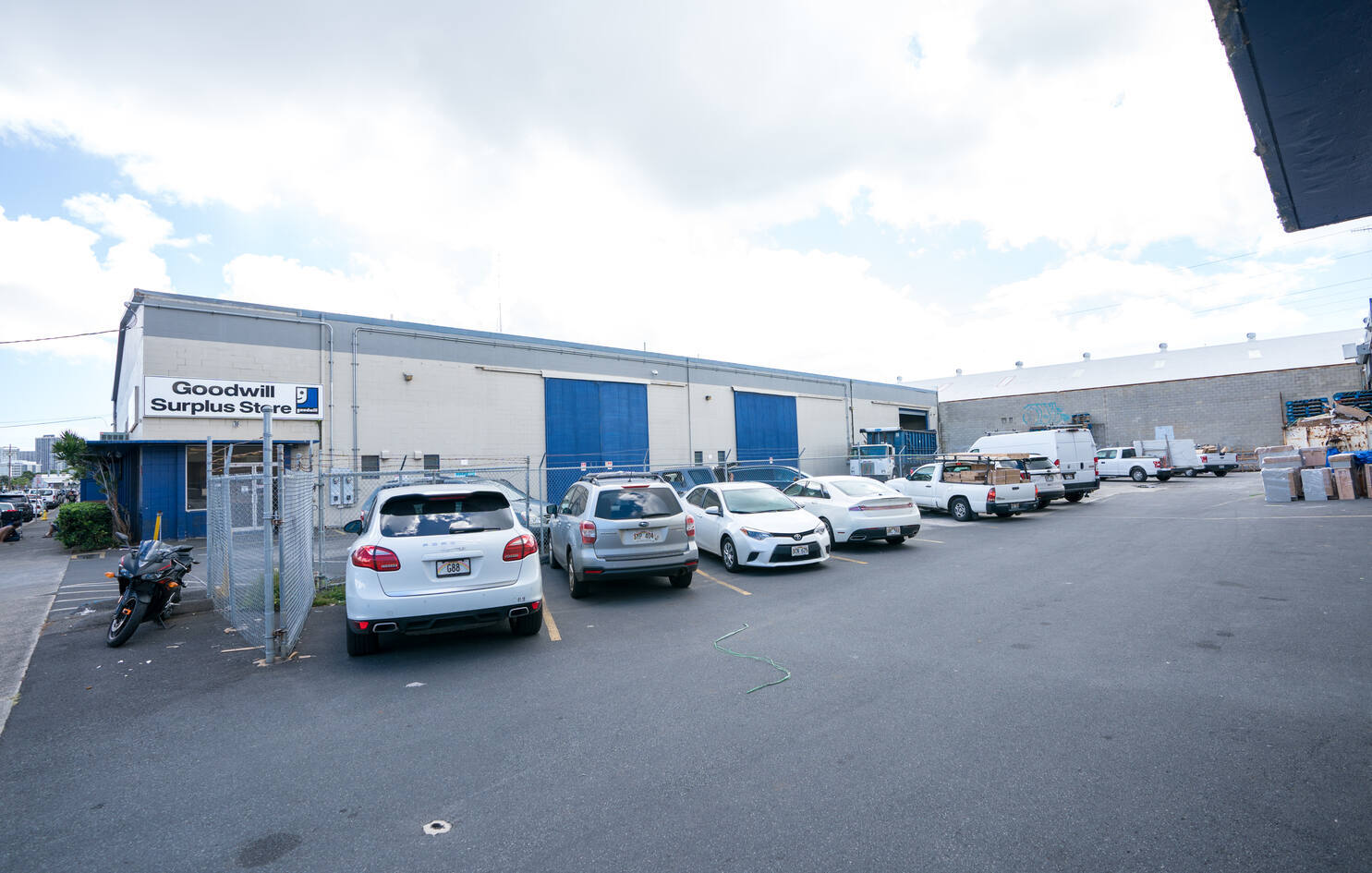 1366 Kaumualii St, Honolulu, HI for Rent