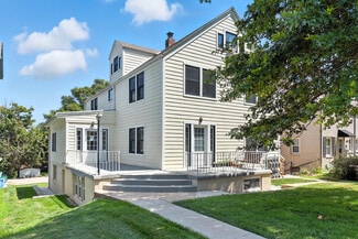 Omaha, NE Apartments - 817 N 48th St