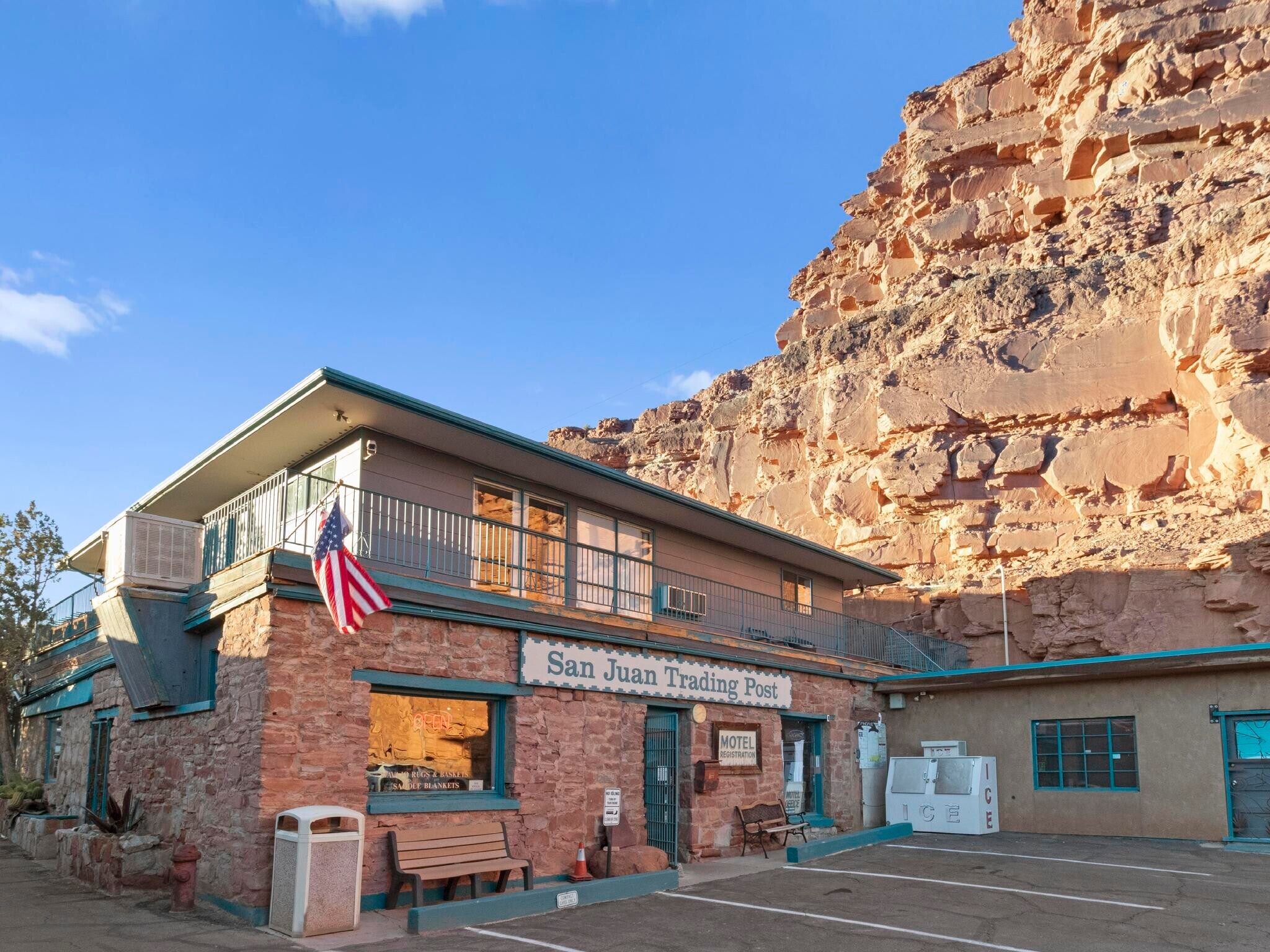 US 163 & San Juan River, Mexican Hat, UT for Sale