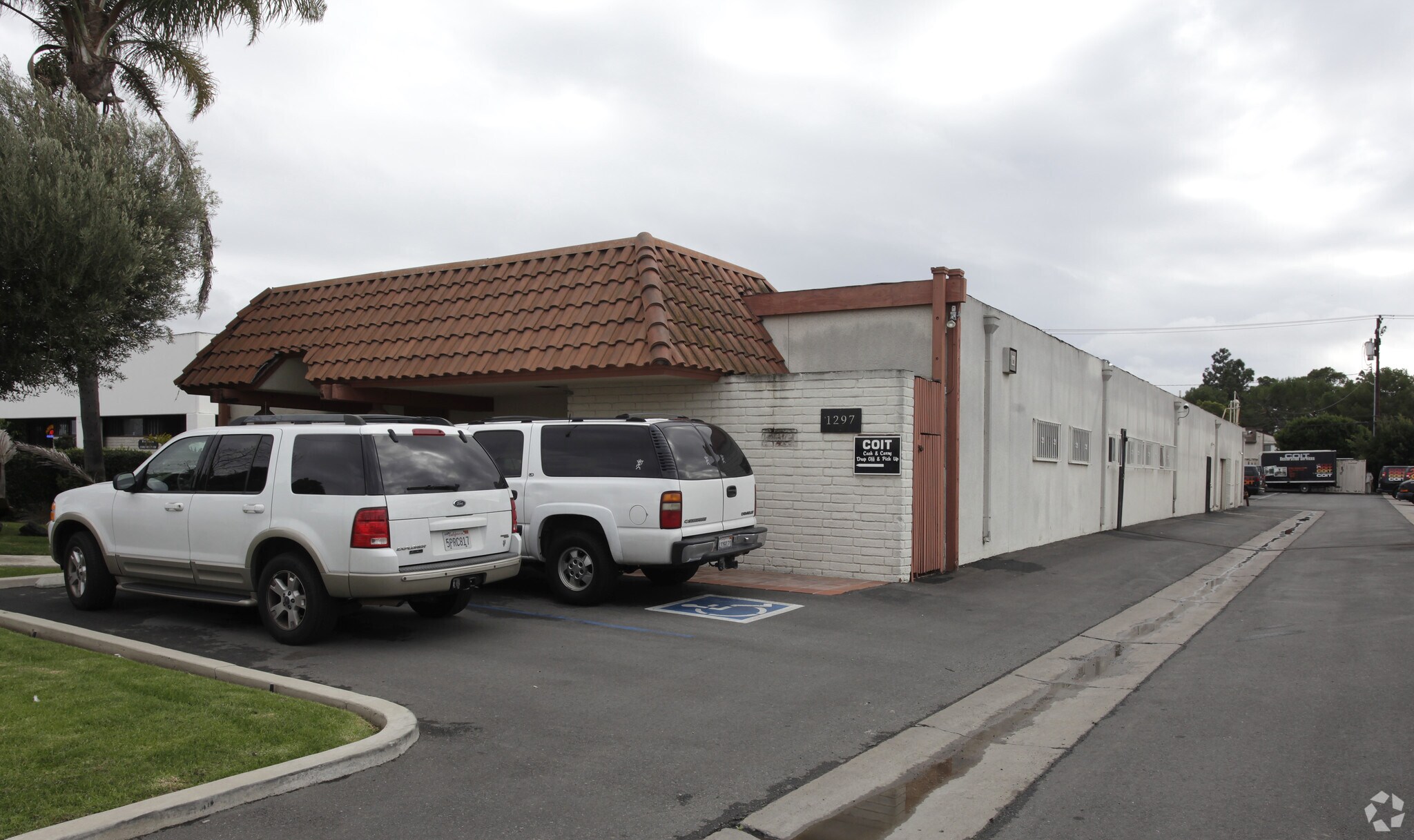 1297 Logan Ave, Costa Mesa, CA for Rent