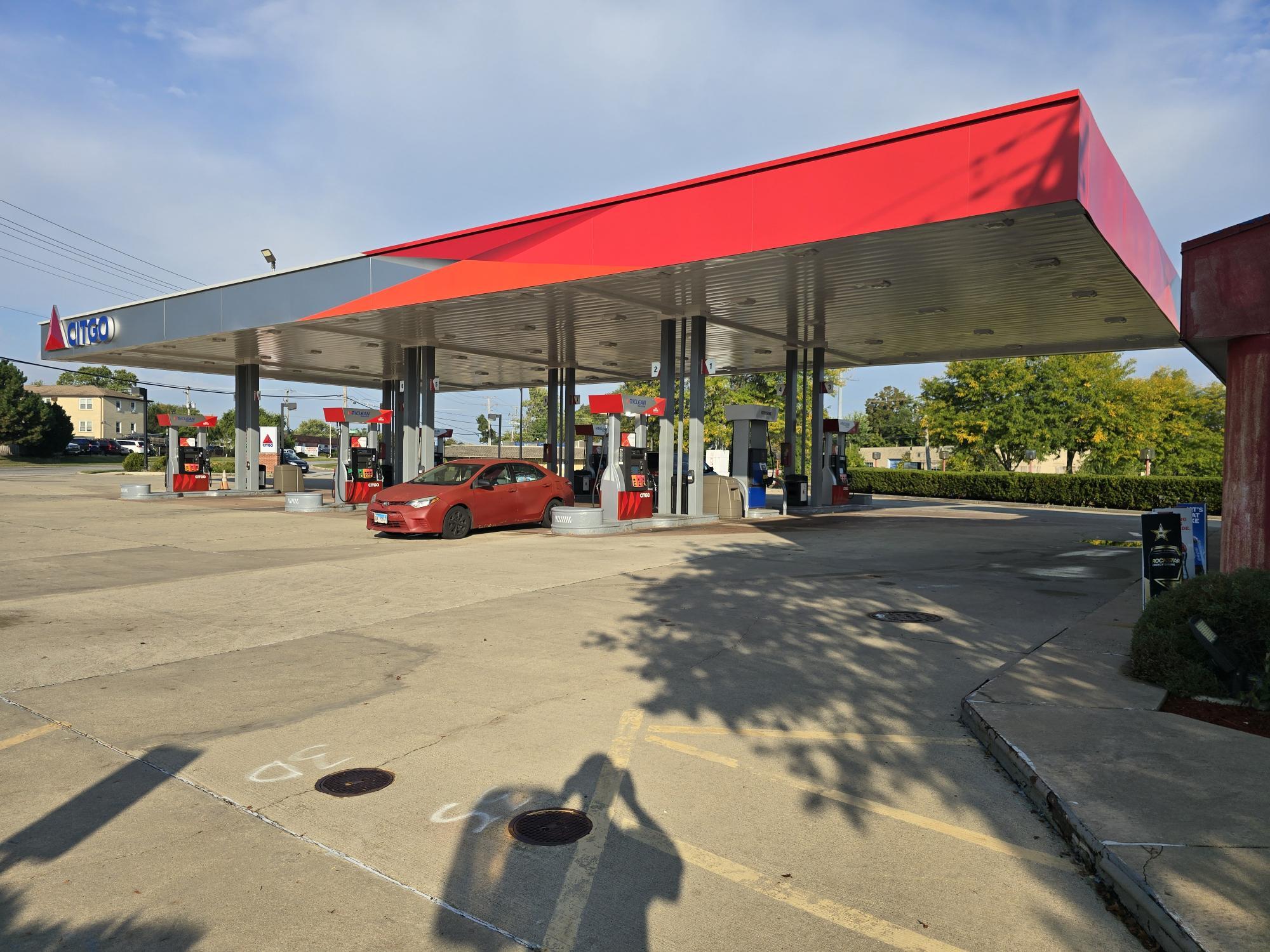 7401 Jensen Blvd, Hanover Park, IL for Sale