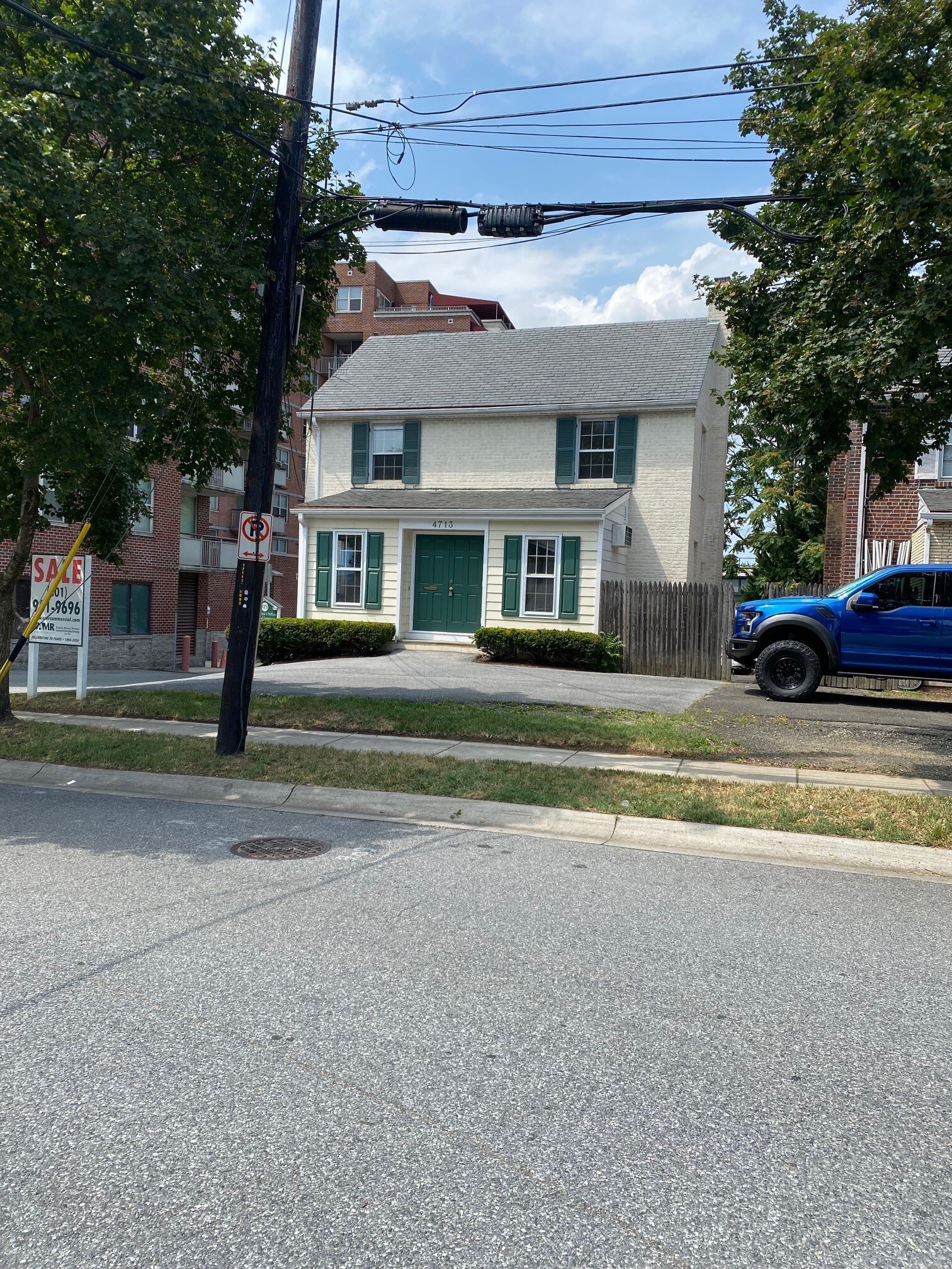 4713 Maple Ave, Bethesda, MD for Sale