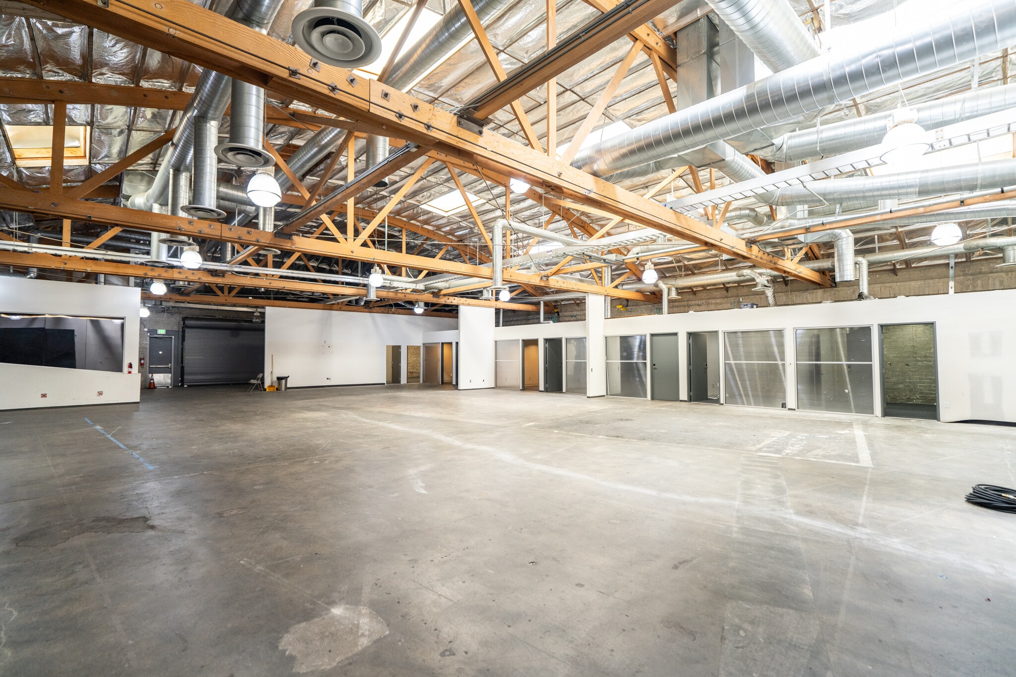 33-43 E Orange Grove Ave, Burbank, CA for Rent