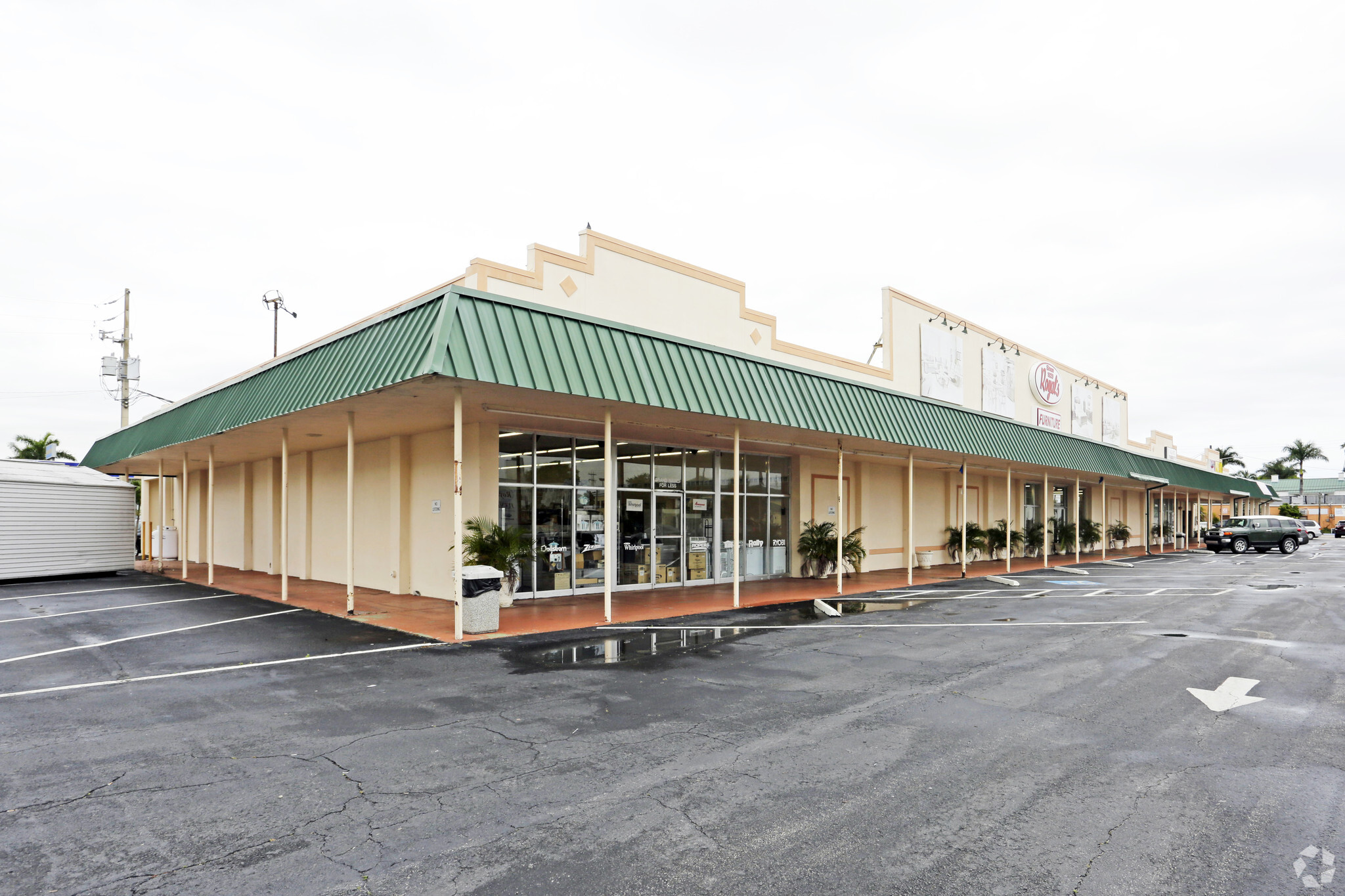 113-117 S Deane Duff Ave, Clewiston, FL for Rent