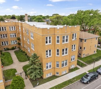 Chicago, IL Apartments - 2950 N Laramie Ave