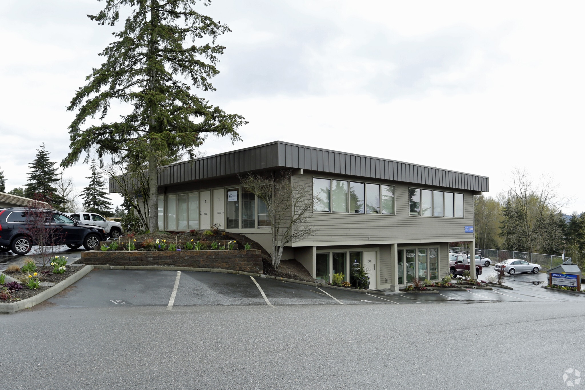 12729 Northup Way, Bellevue, WA for Rent