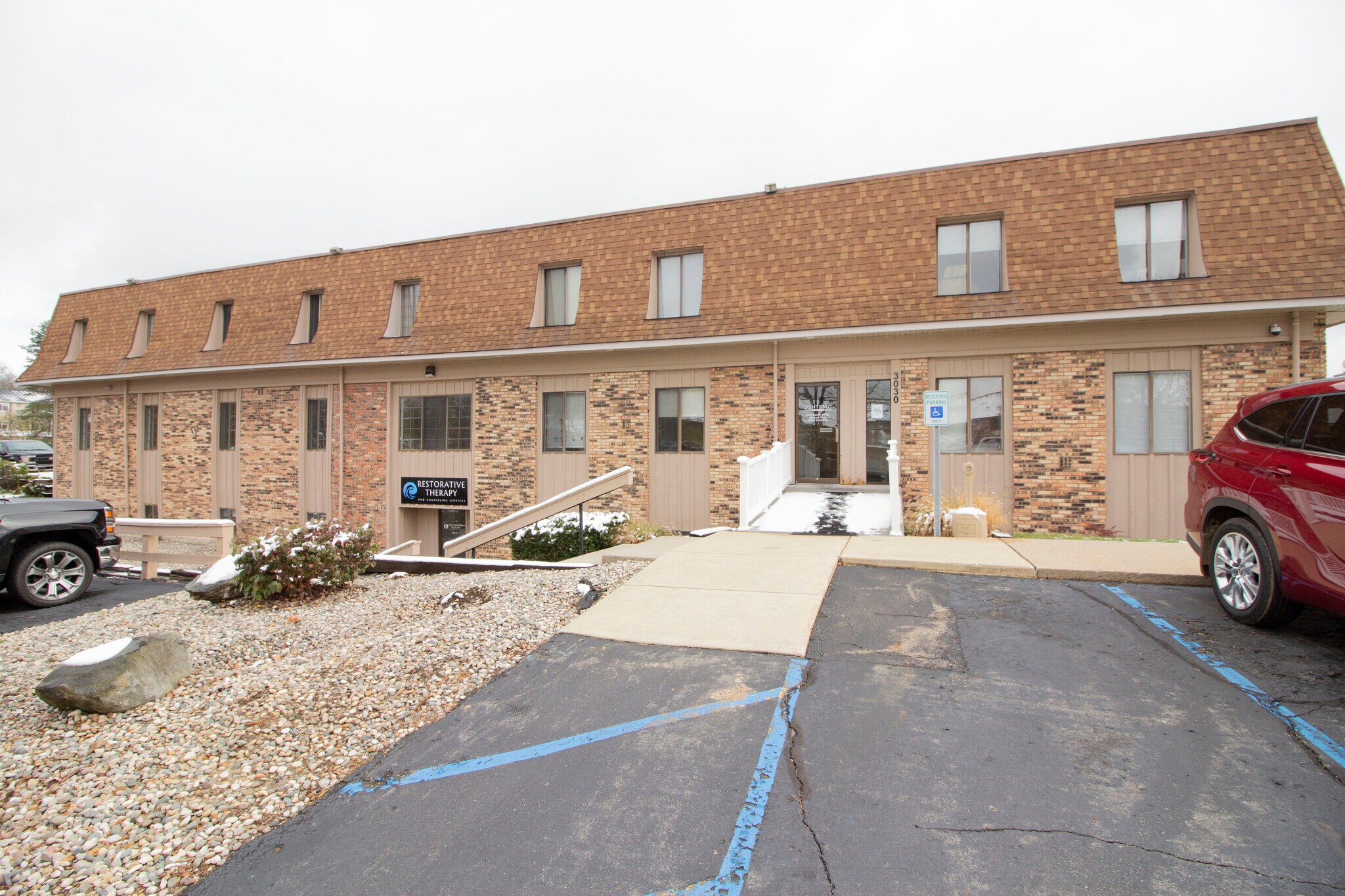 3030 S 9th St, Kalamazoo, MI for Rent