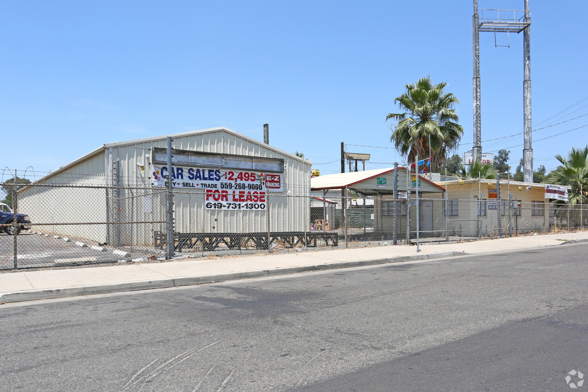 1308 W Iota Ave Fresno, CA 93728 Retail Property for Lease on