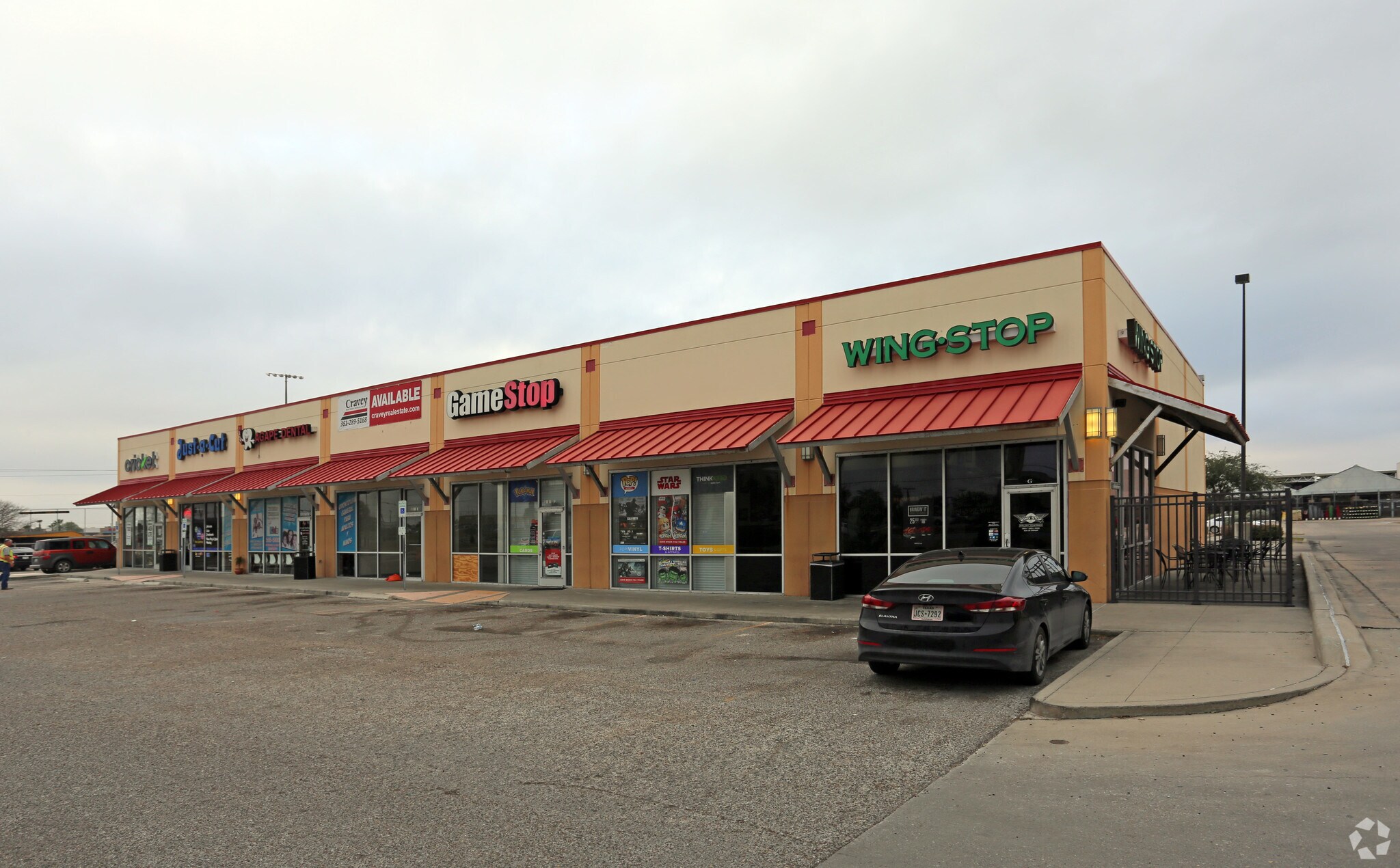 1420 E General Cavazos Blvd, Kingsville, TX for Rent