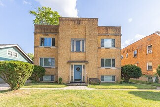 Cincinnati, OH Apartments - 6914 Montgomery Rd