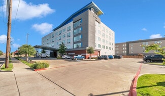 Waco, TX Hospitality - 900 S 11th St