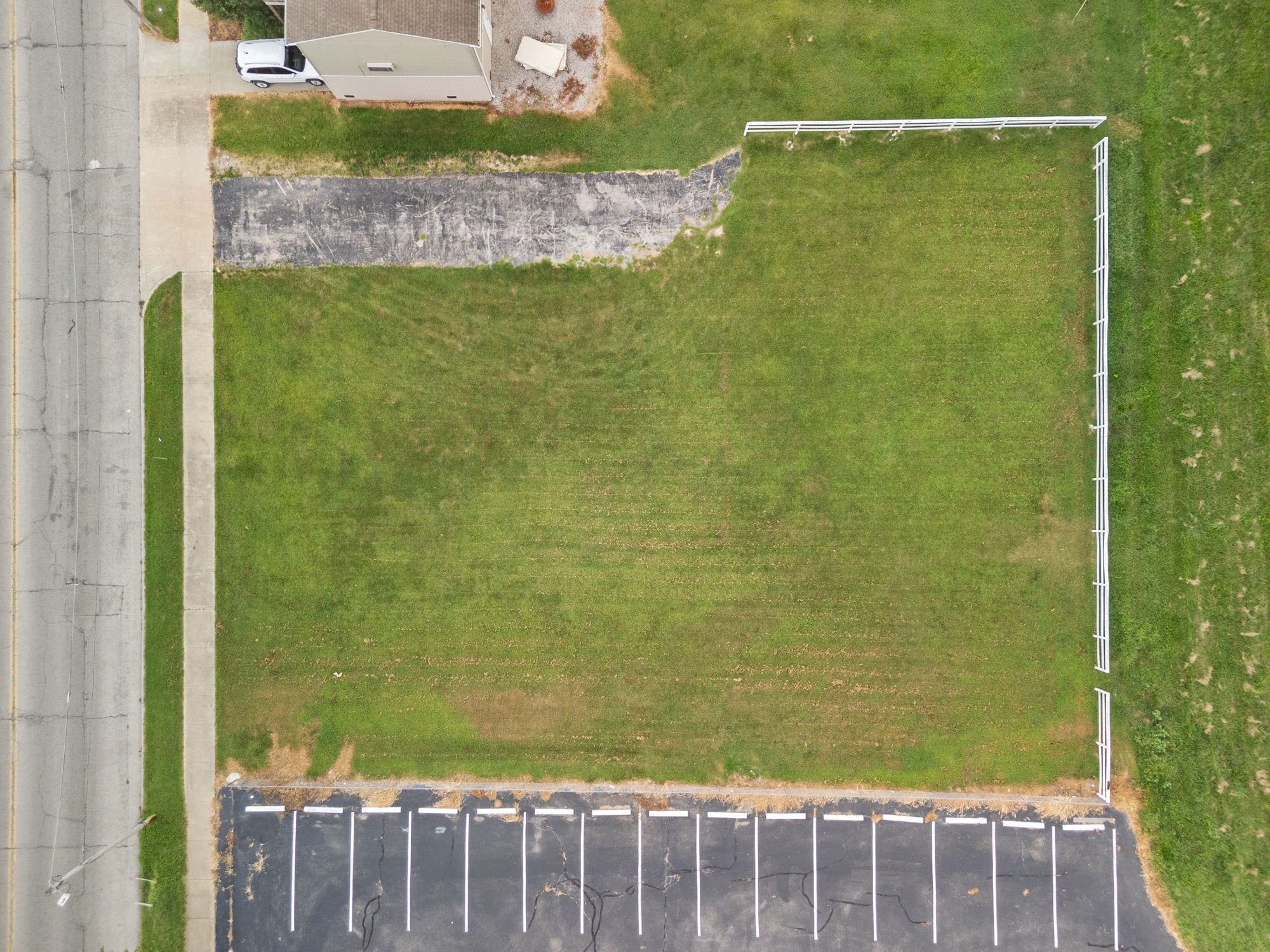 1021 E Market St, Jeffersonville, IN for Sale