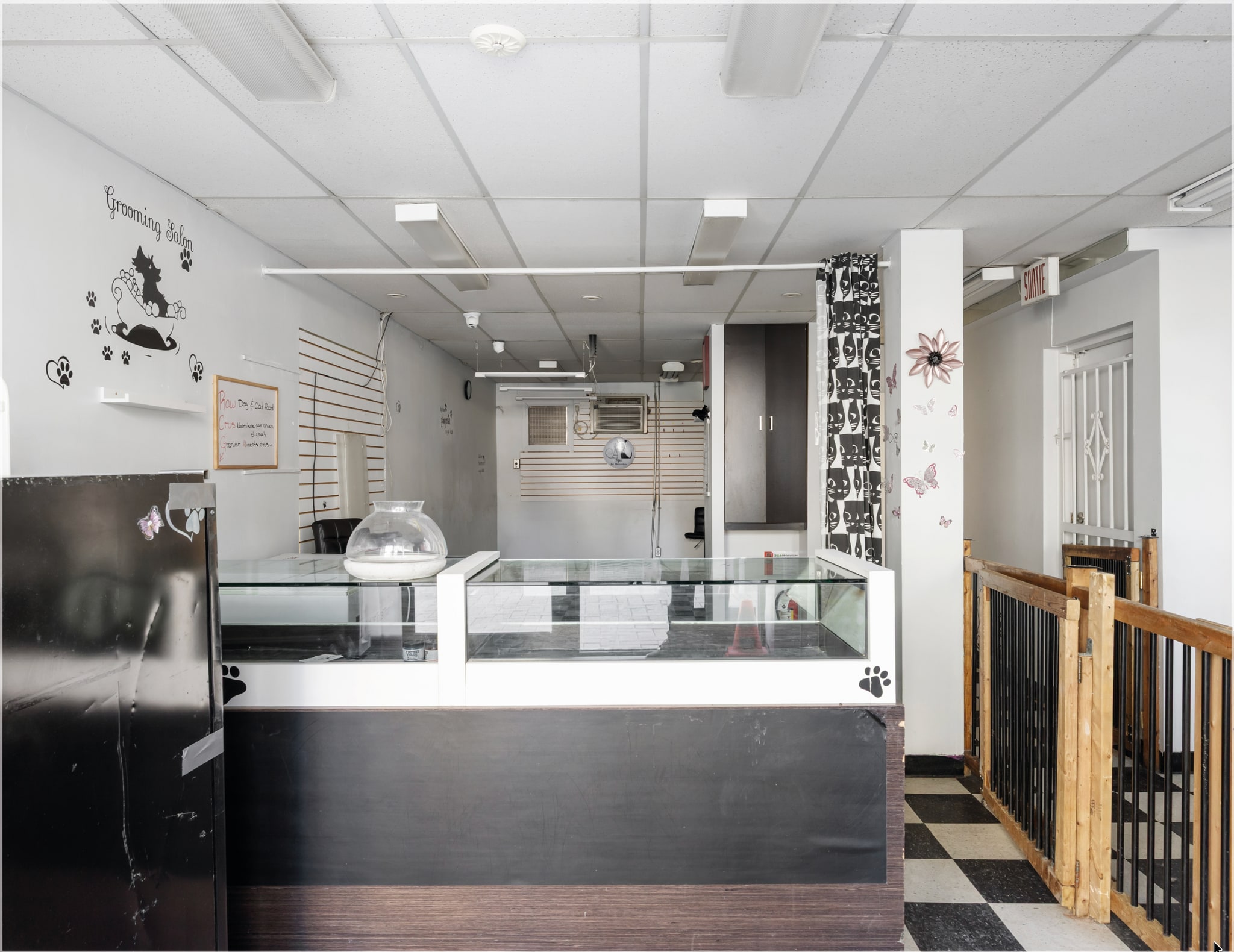 5643 Ch De La Côte-Des-Neiges, Montréal, QC for Rent