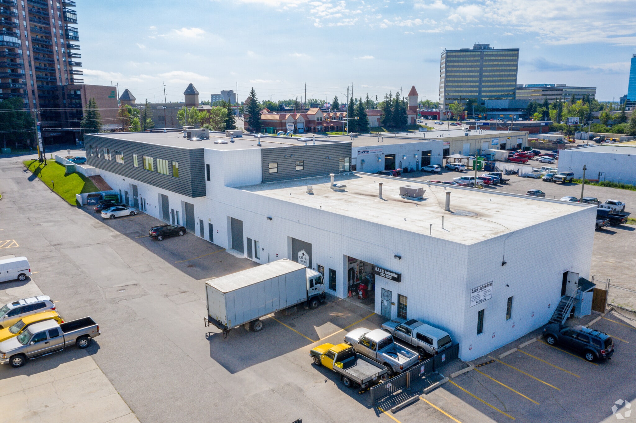 9805 Horton Rd SW, Calgary, AB for Rent