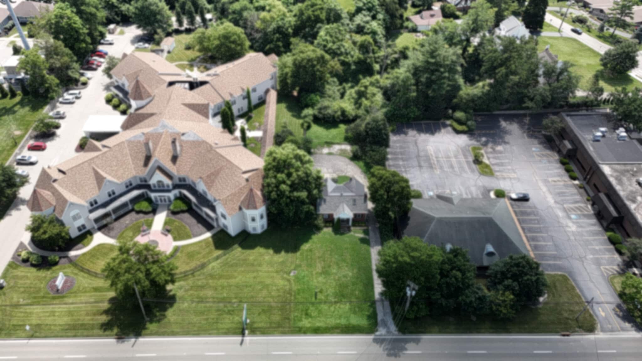 9056 Montgomery Rd, Cincinnati, OH for Sale