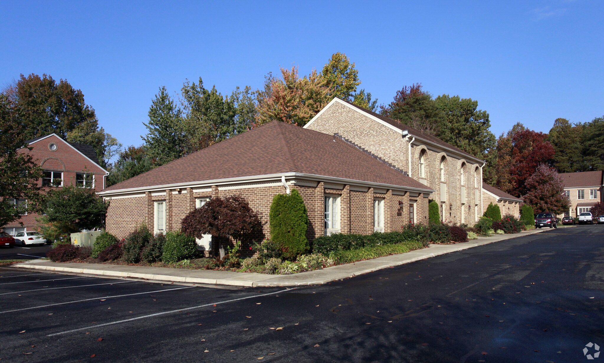6211-6217 Old Keene Mill Ct, Springfield, VA for Sale