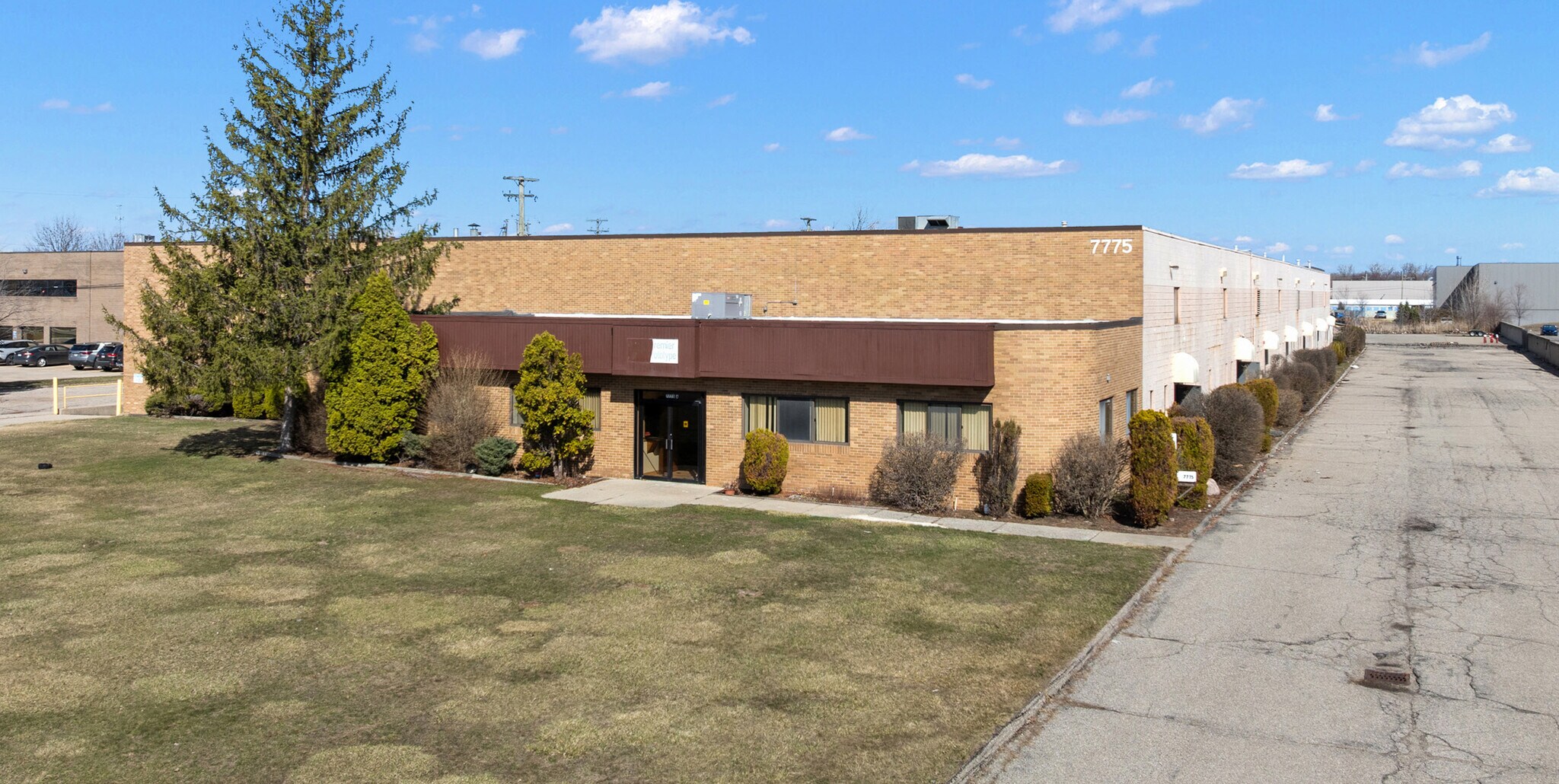 7775 Eighteen 1/2 Mile Rd, Sterling Heights, MI for Rent