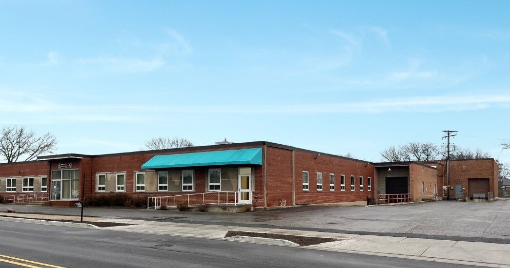 8035 Austin Ave, Morton Grove, IL for Sale