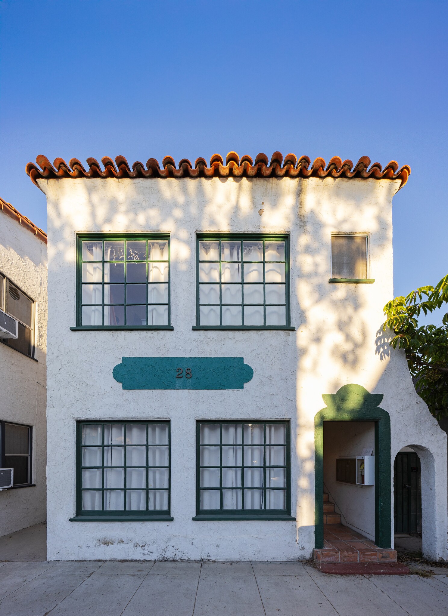 28 Argonne Ave, Long Beach, CA for Sale