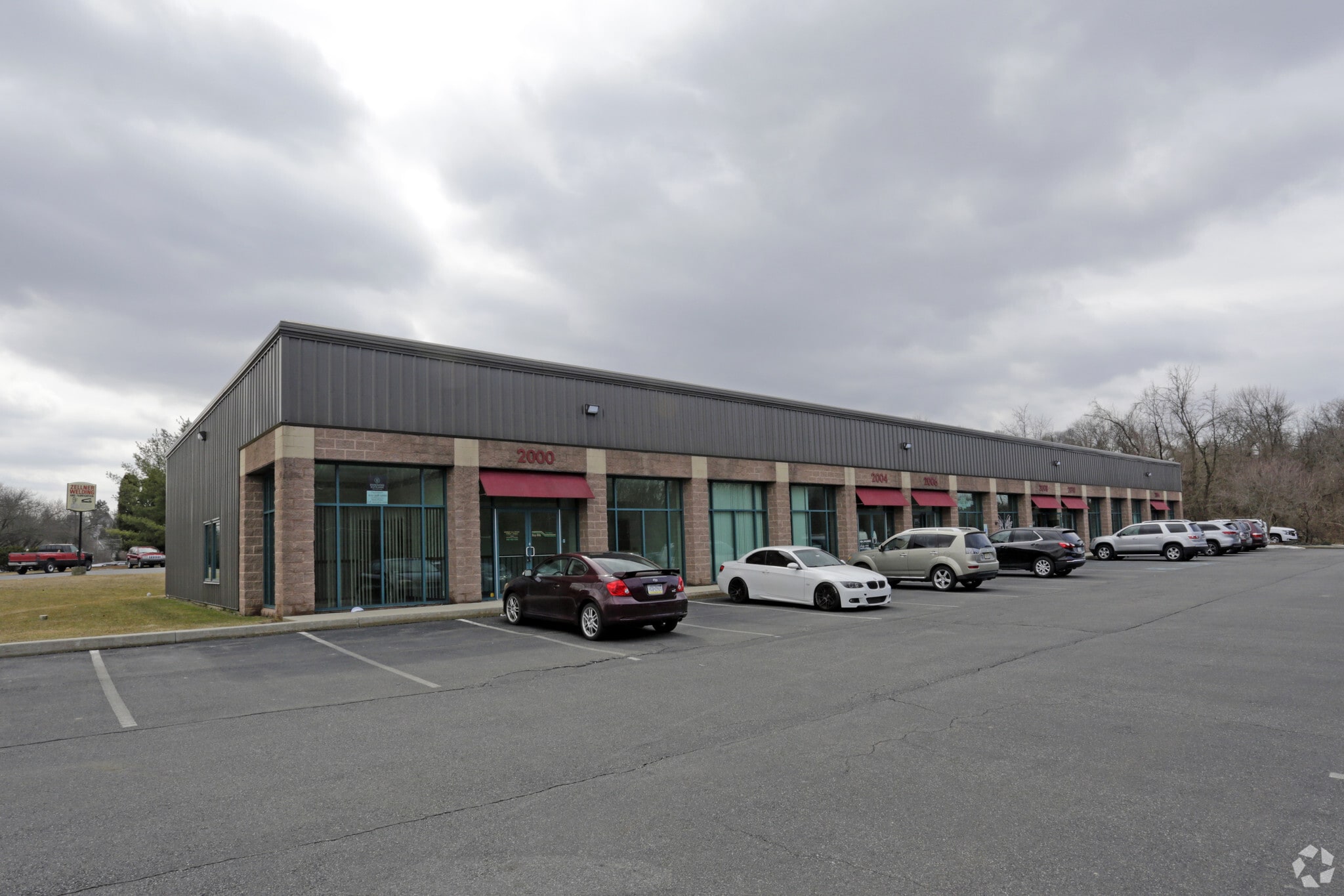 2000 Eberhart Rd, Whitehall, PA for Rent