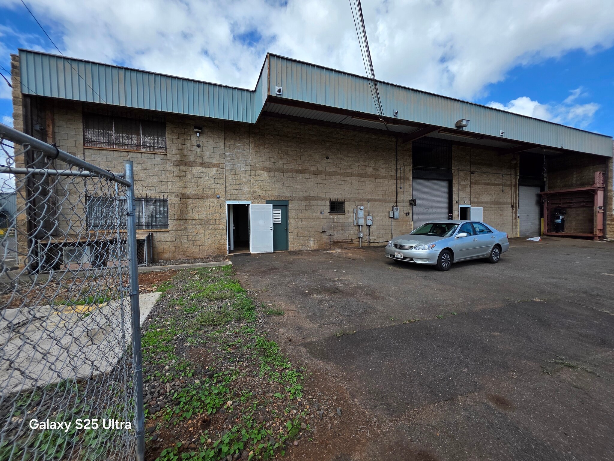 407 Kilani Ave, Wahiawa, HI for Rent