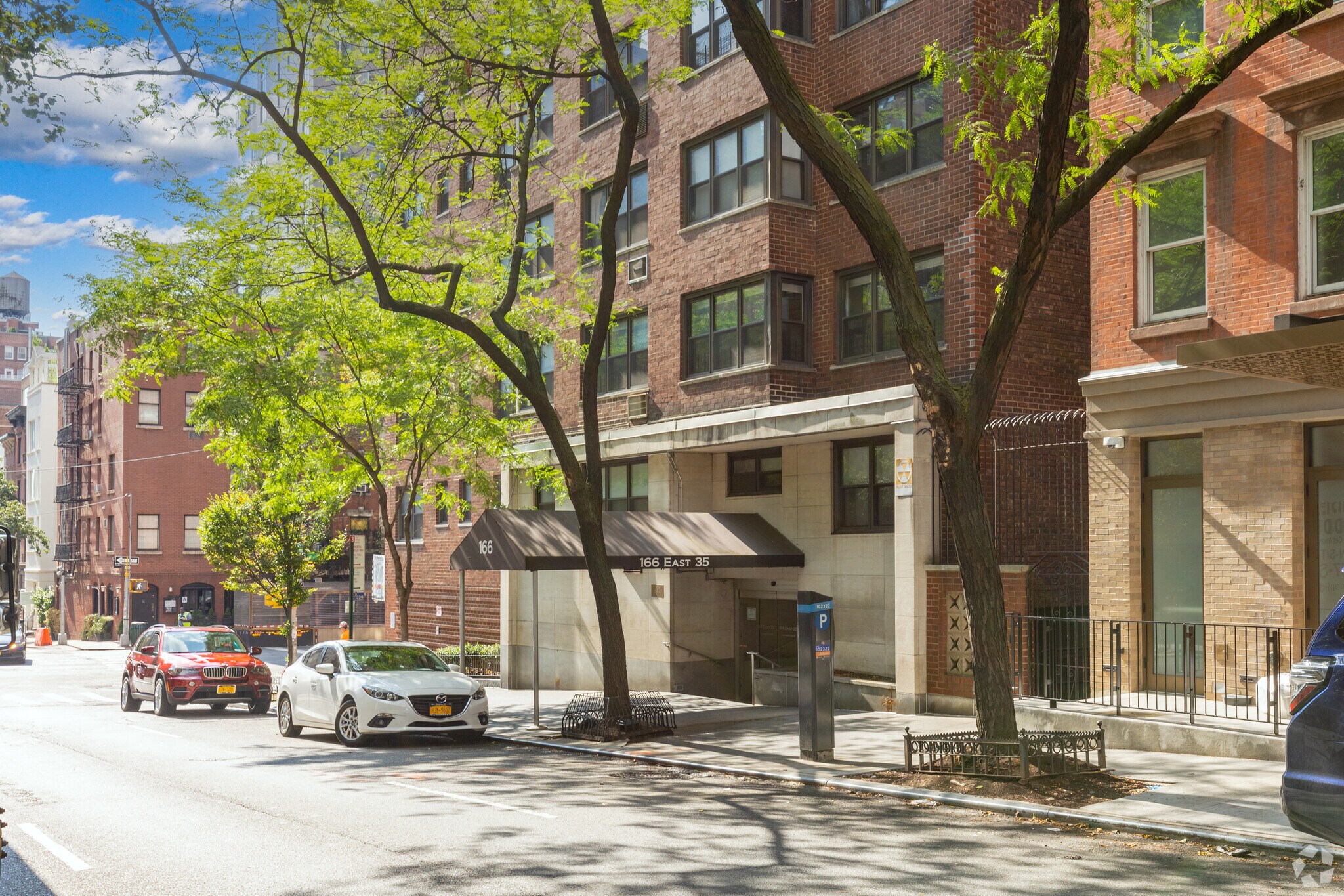 166 E 35th St, New York, NY for Rent