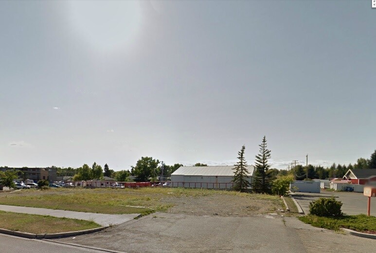 109 Edmonton Trl, Airdrie, AB for Sale