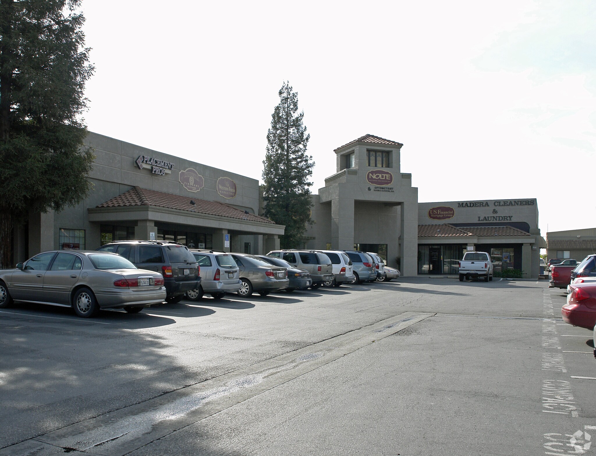 1930 Howard Rd, Madera, CA for Rent
