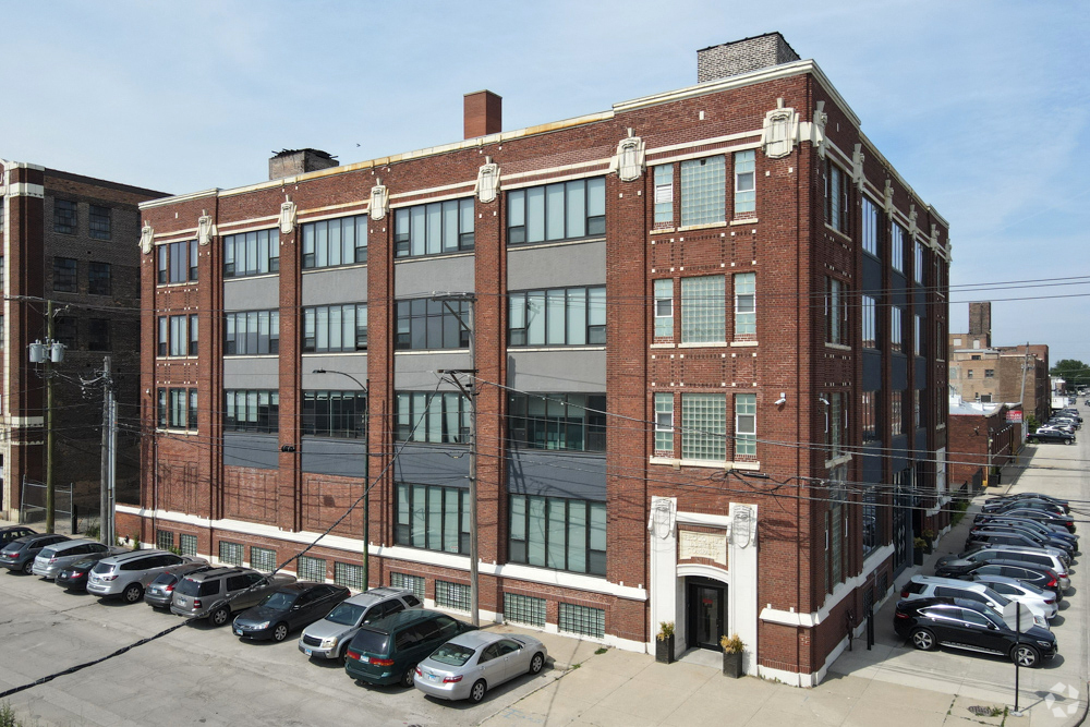 3700 S Iron St, Chicago, IL for Sale