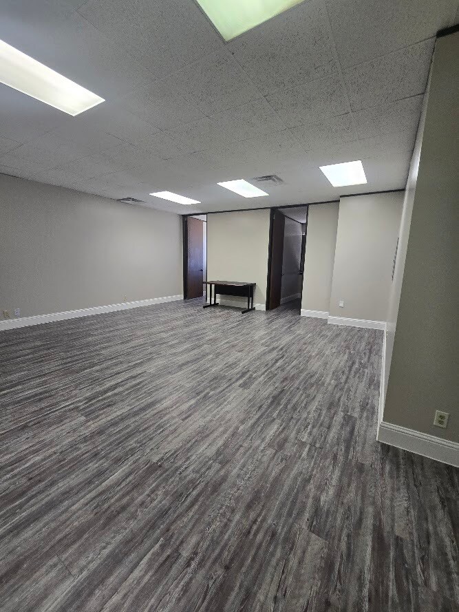 6110 Pinemont Dr, Houston, TX for Rent