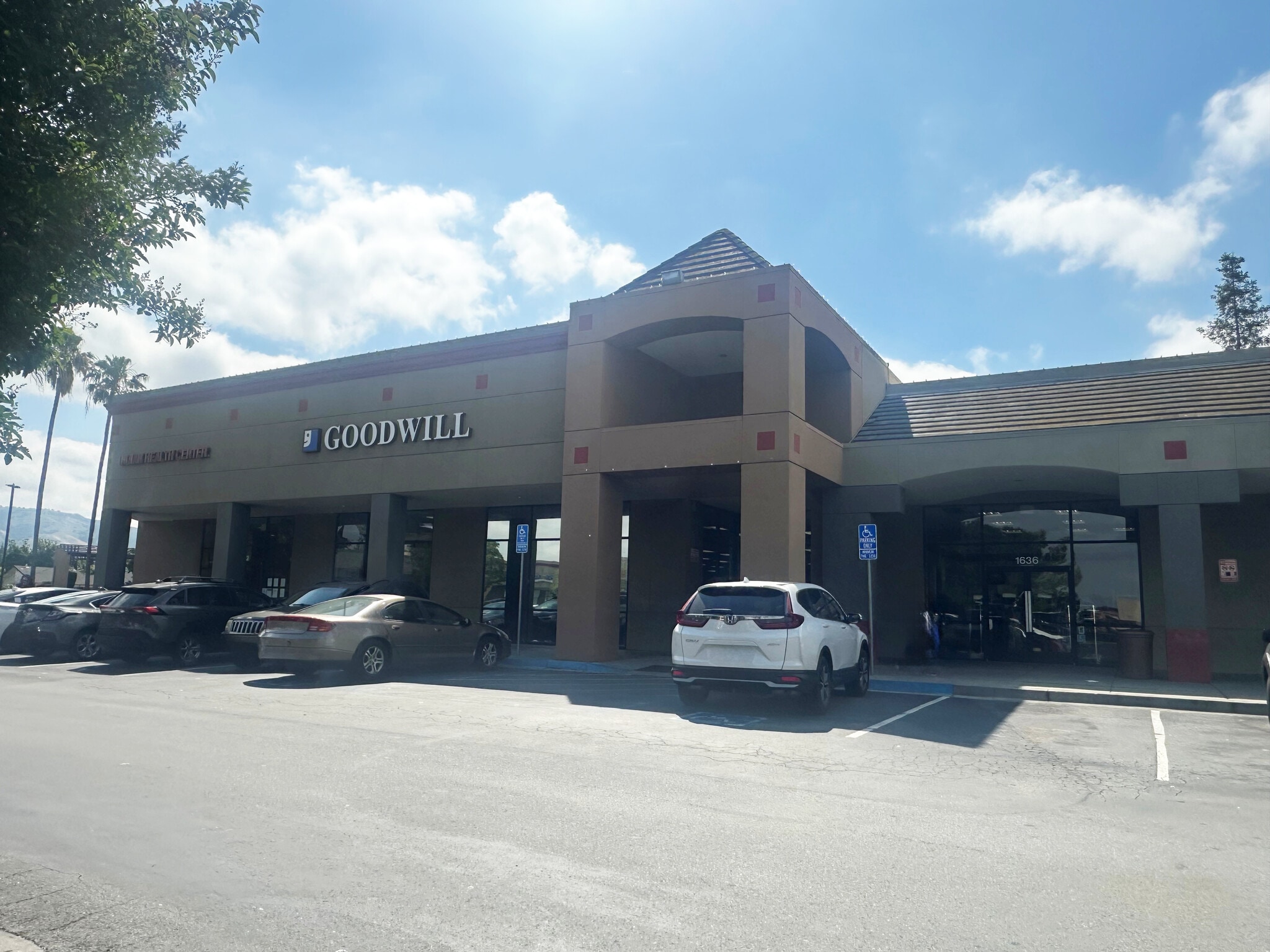 1636 E Capitol Expy, San Jose, CA for Rent
