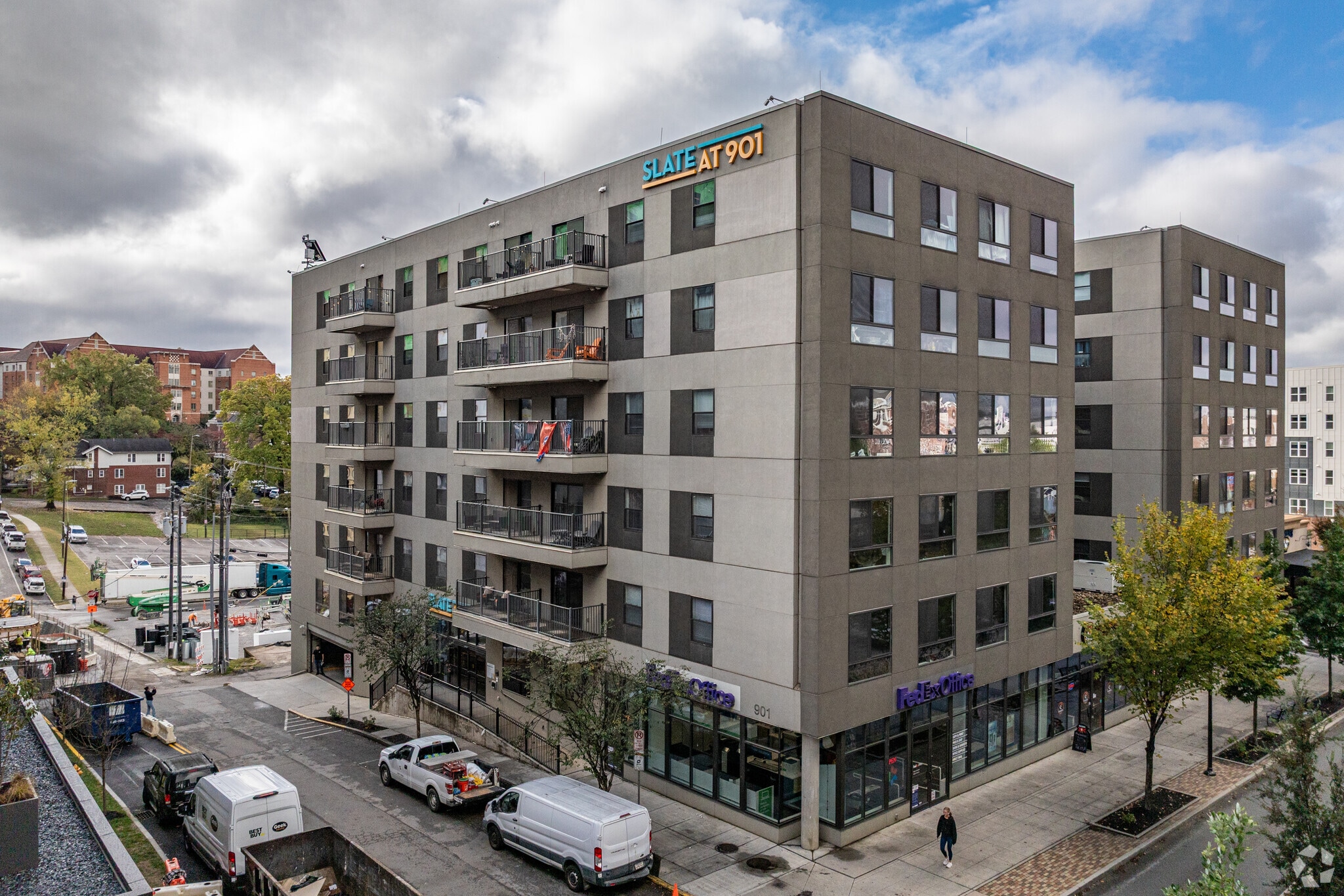 2010 Cumberland Ave, Knoxville, TN for Rent