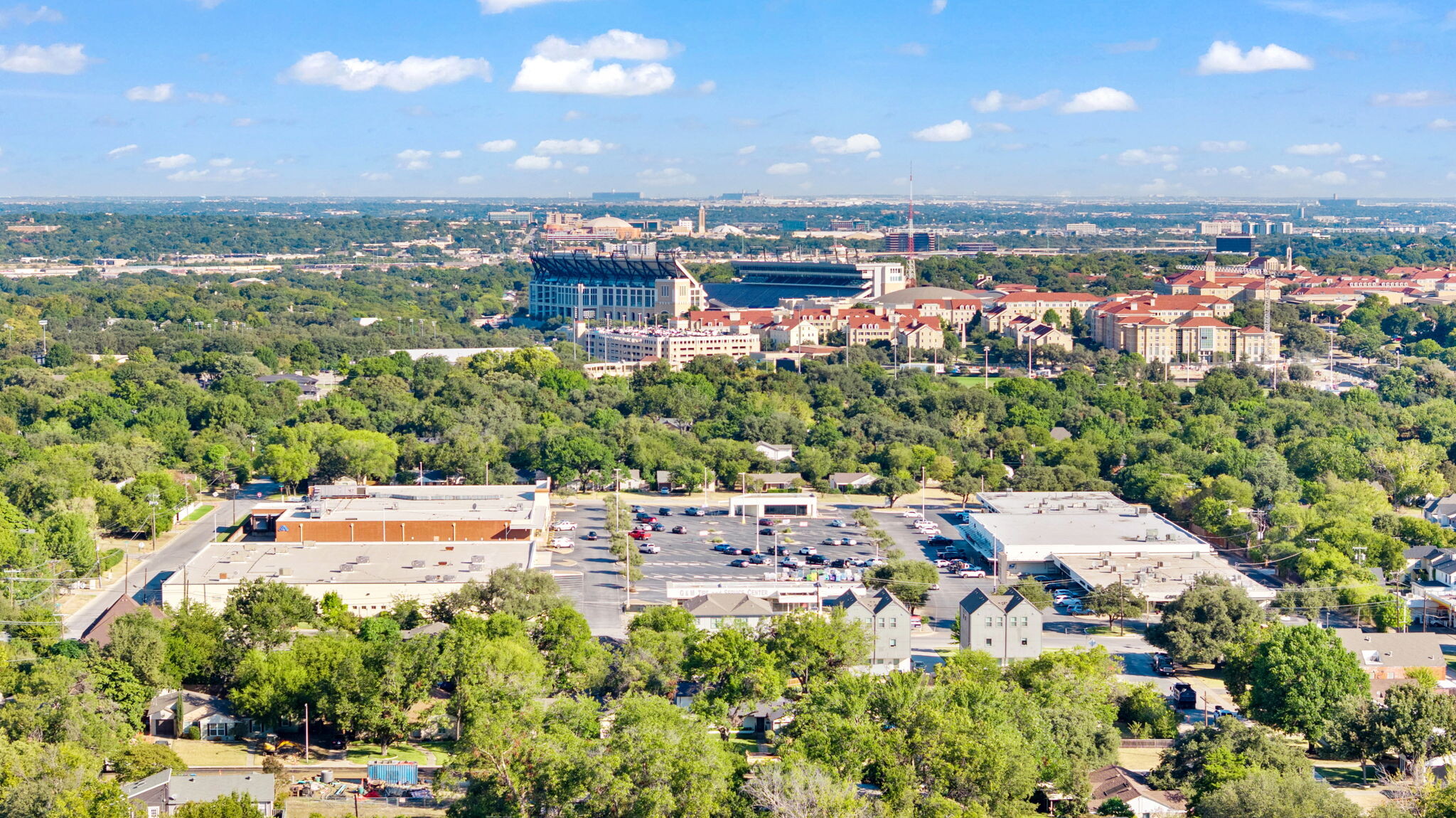 3511-3563 S Hills Ave, Fort Worth, TX for Rent