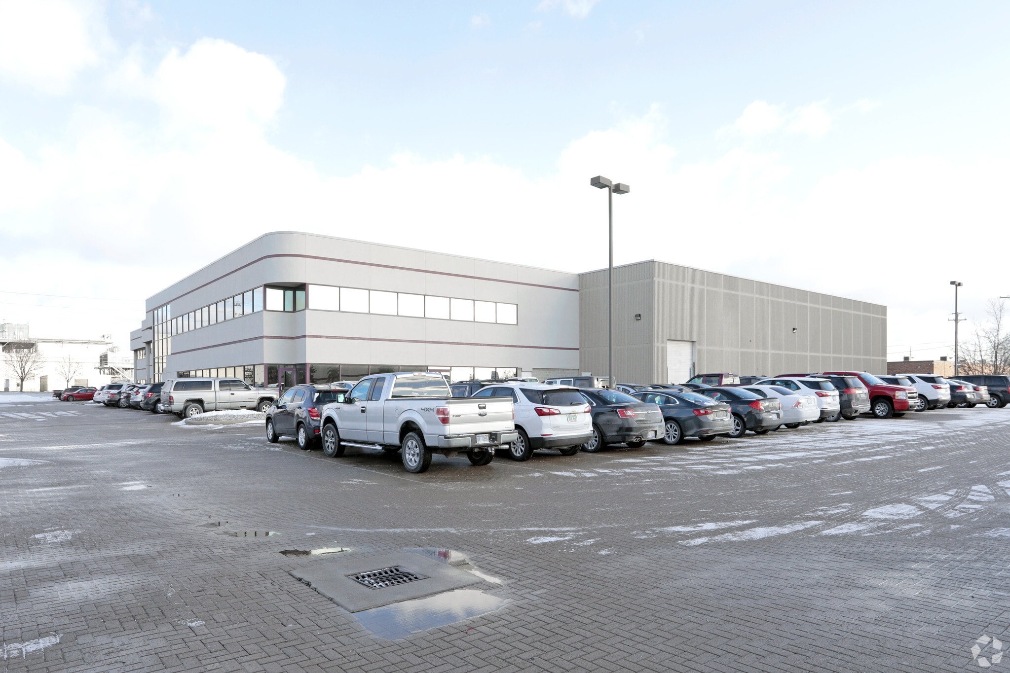 40800 Enterprise Dr, Sterling Heights, MI for Rent