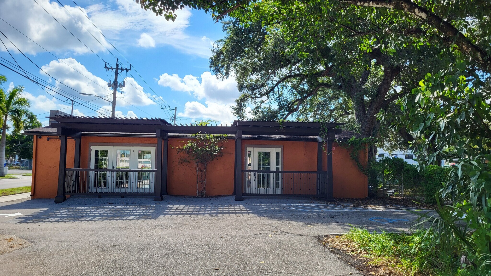 2125 Victoria Ave, Fort Myers, FL for Rent