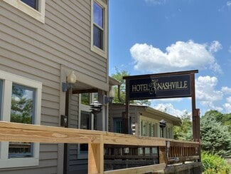 Nashville, IN Hospitality - 245 N Jefferson St