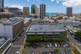 Honolulu, HI Parking Lots & Garages - 1140 Bethel St