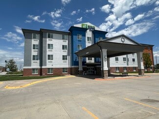 York, NE Hospitality - 4020 S Grand Ave